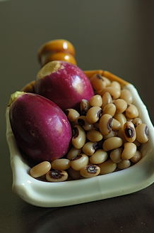 Brinjal and Blackeyed Beans (Vankaya , Alasanda)