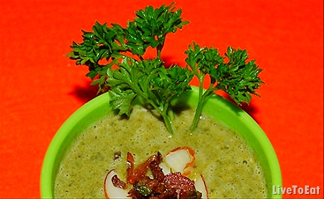 Arugula Soup ~ from Sig of Live to Eat
