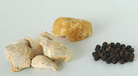 Sonti (Dried Ginger), Black peppercorns and Jaggery